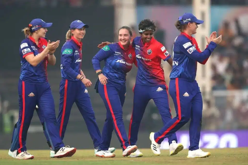 Royal Challengers Bengaluru Women (163/8) vs Delhi Capitals Women (223/2)
