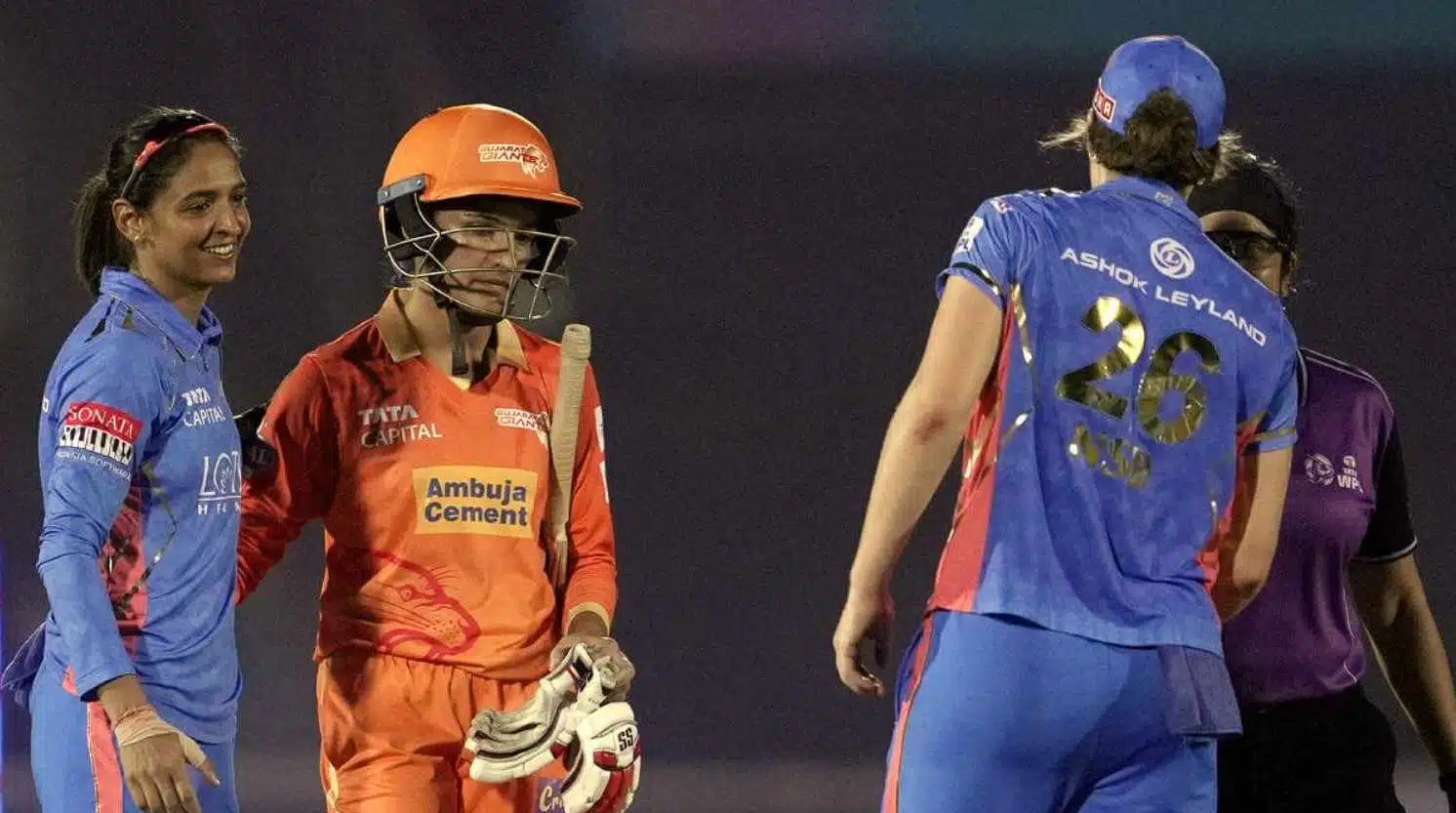 Gujarat Giants - 107/9 vs Mumbai Indians