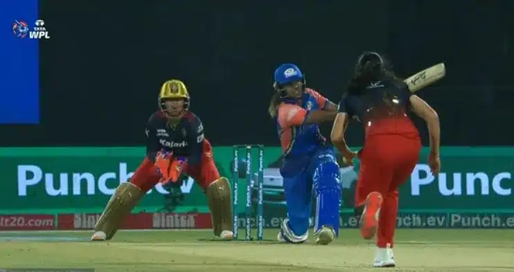 Mumbai Indians - 113 vs RCB