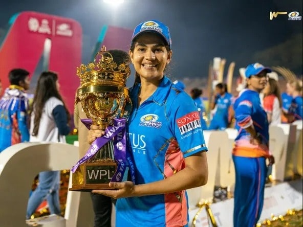 Yastika Bhatia (MI-W) - 29 Dismissals