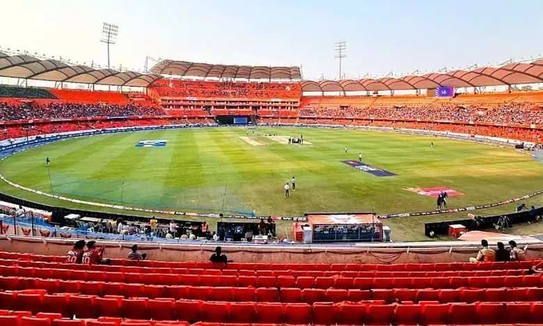 Rajiv Gandhi International Cricket Stadium, Hyderabad