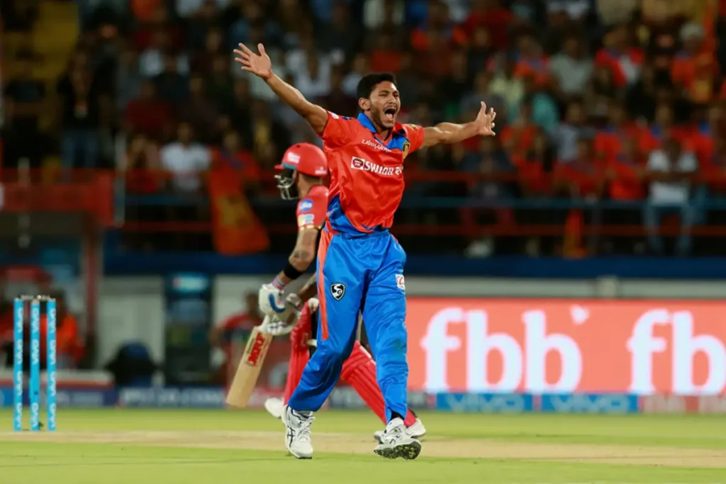 Basil Thampi (Gujarat Lions)