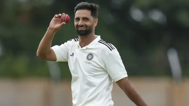 Auqib Nabi Dar (Fast Bowler)- DC Predicted XI for IPL 2026 