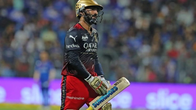 Dinesh Karthik, 18 Ducks (DC/GL/KKR/KXIP/MI/RCB)
