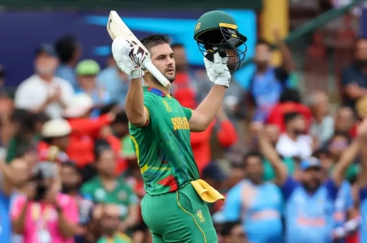 Rilee Rossouw – 52 Balls (vs Bangladesh, 2022)
