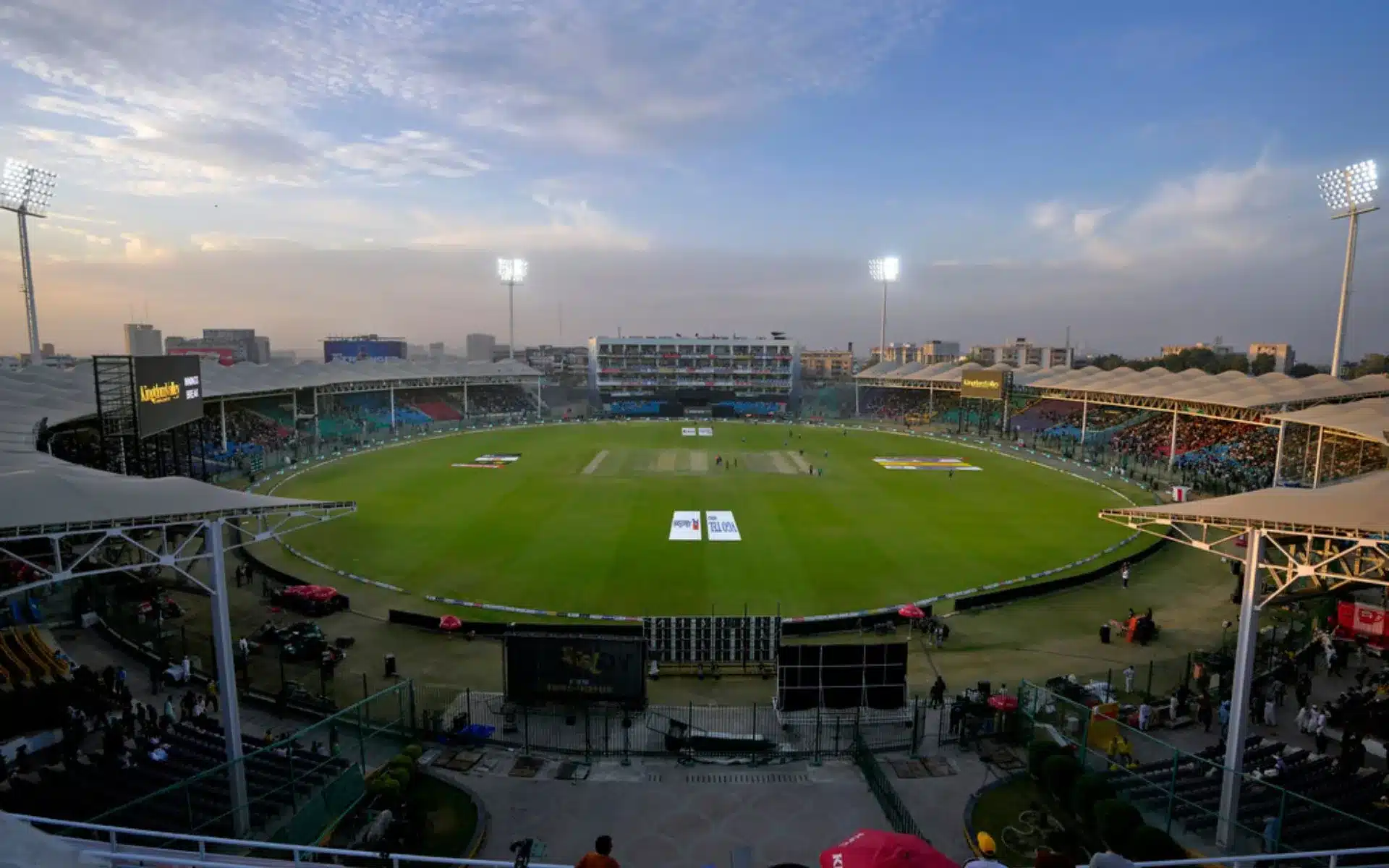 National Stadium Karachi Pitch Report