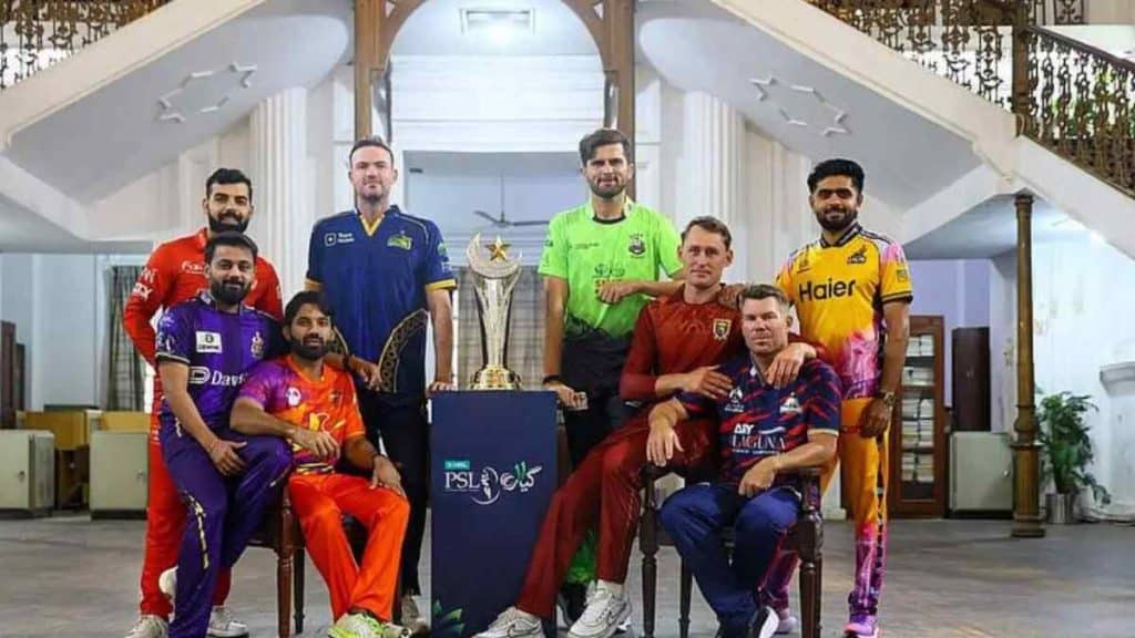 PSL Captains with Trophy PSL Captains with Trophy