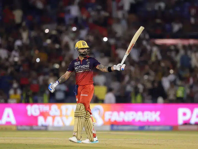 Virat Kohli (Royal Challengers Bengaluru) – 105 vs Kolkata Knight Riders