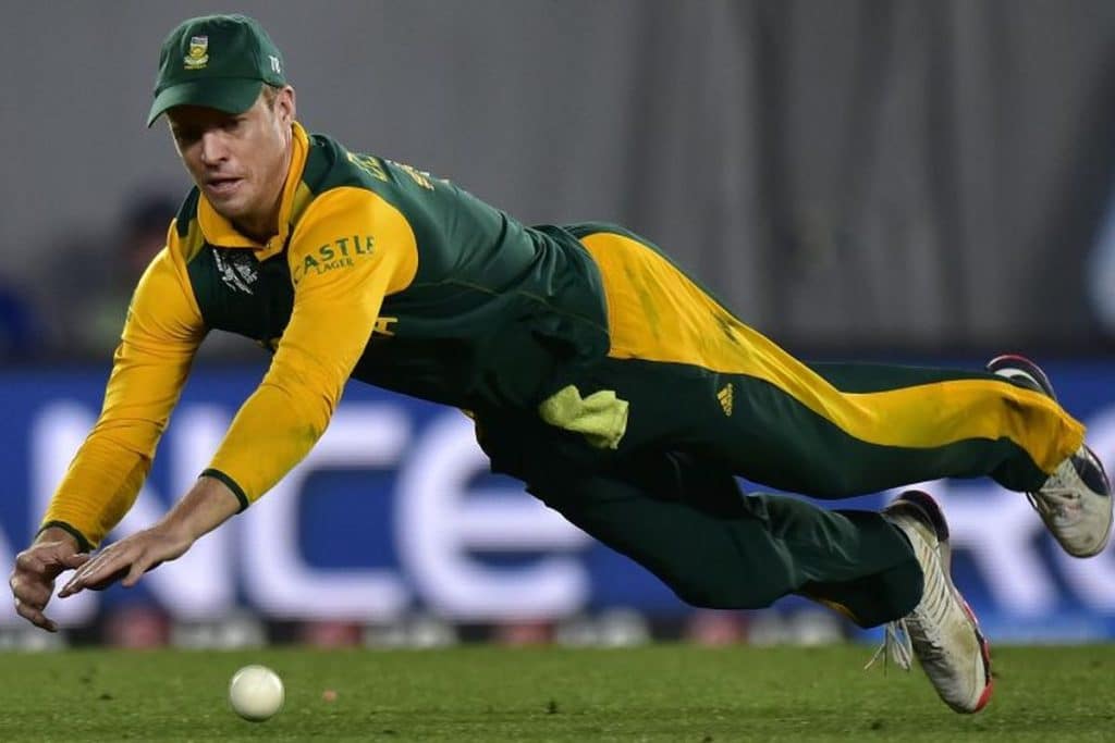 AB de Villiers: Mr. 360 With Gravity-Defying Catches AB de Villiers: Mr. 360 With Gravity-Defying Catches