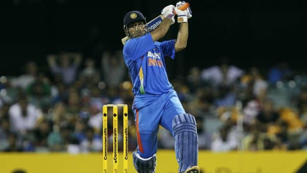 MS Dhoni – 118m Six vs New Zealand (2009) MS Dhoni – 118m Six vs New Zealand (2009)