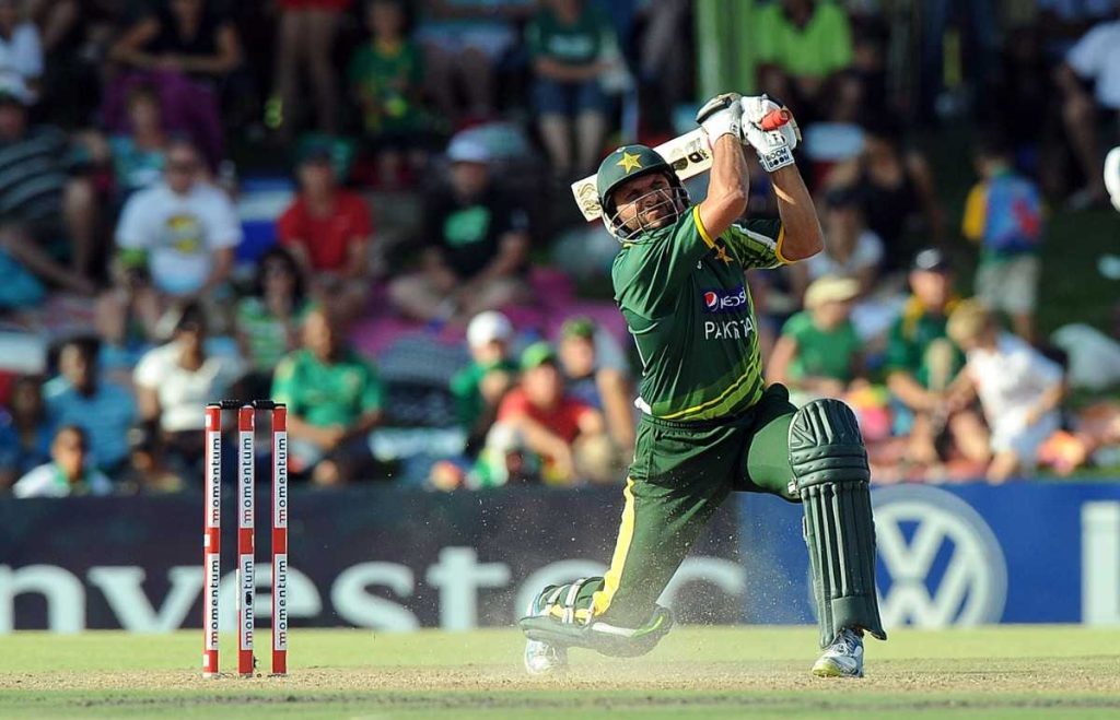 Shahid Afridi – 153m Six vs South Africa (2013) Shahid Afridi – 153m Six vs South Africa (2013)